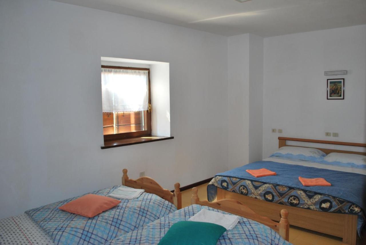 Rifugio Malga Grasia Caprizi Exterior foto